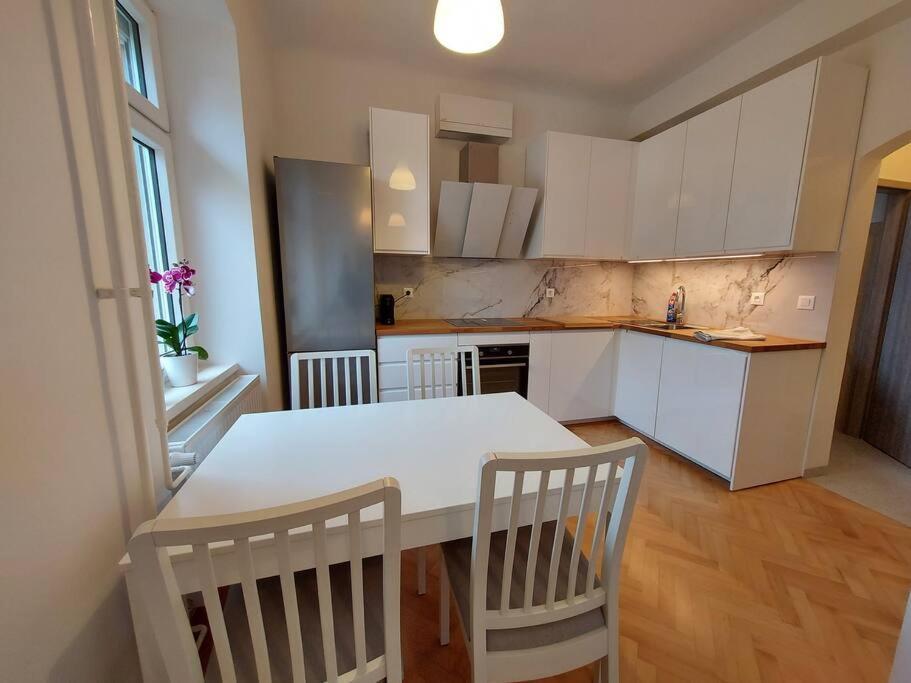 Apartment Bezigrad ليوبليانا المظهر الخارجي الصورة